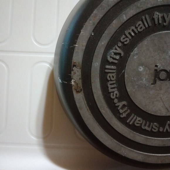 Joie Mini Nonstick Egg and Fry Pan, 4.5”, SCRATCHED - Picture 8 of 12